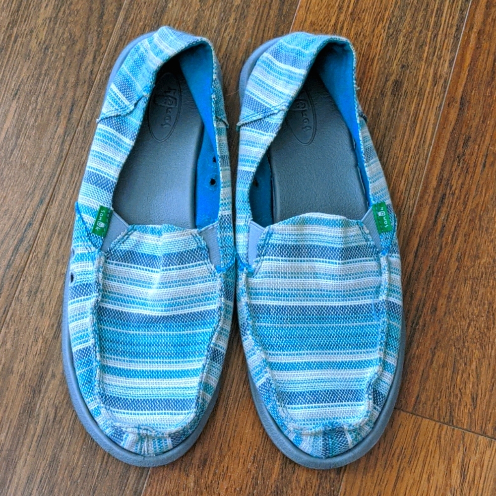 Women sanuk